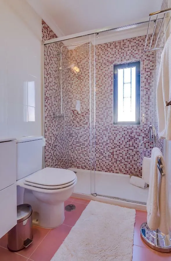 Palma - 4 Bed Near The City Center - Faro Apartment