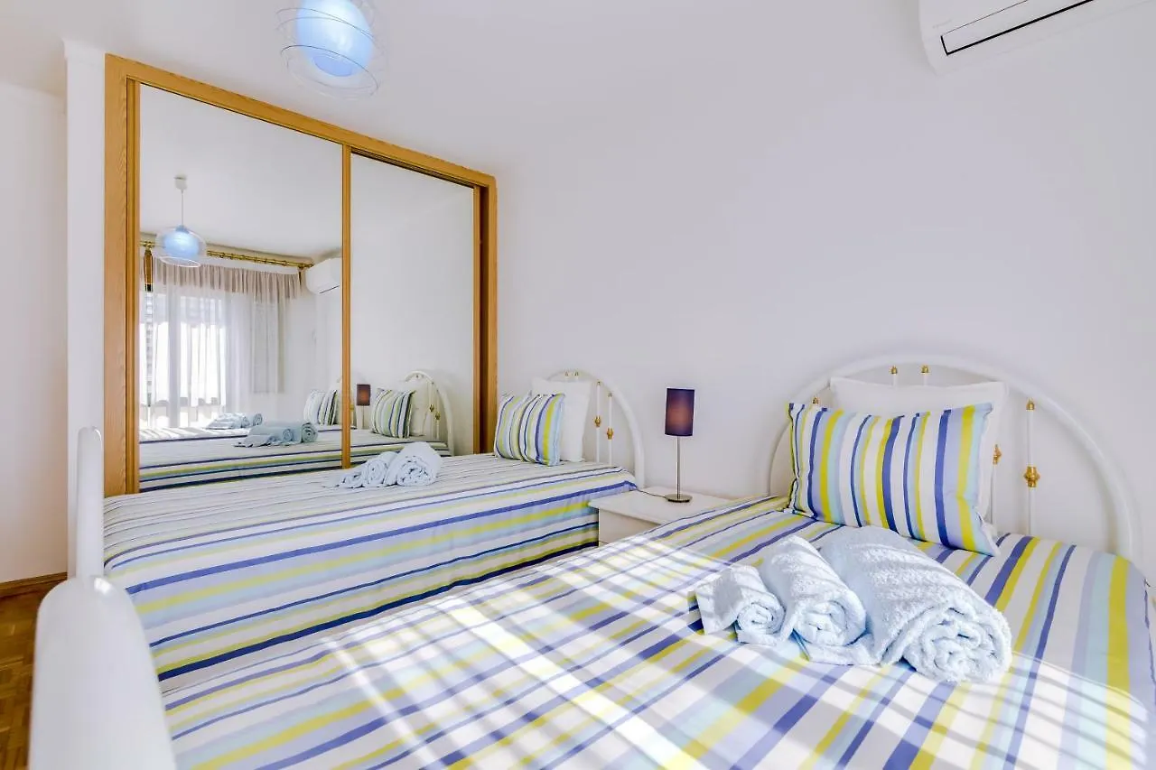Palma - 4 Bed Near The City Center - District de Faro Portugal
